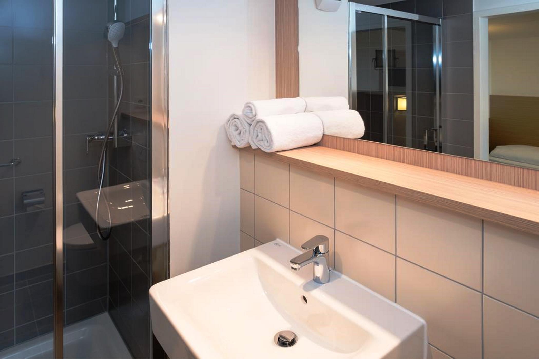 B&B Hotel Frankfurt-Airport Frankfurt am Main Eksteriør billede