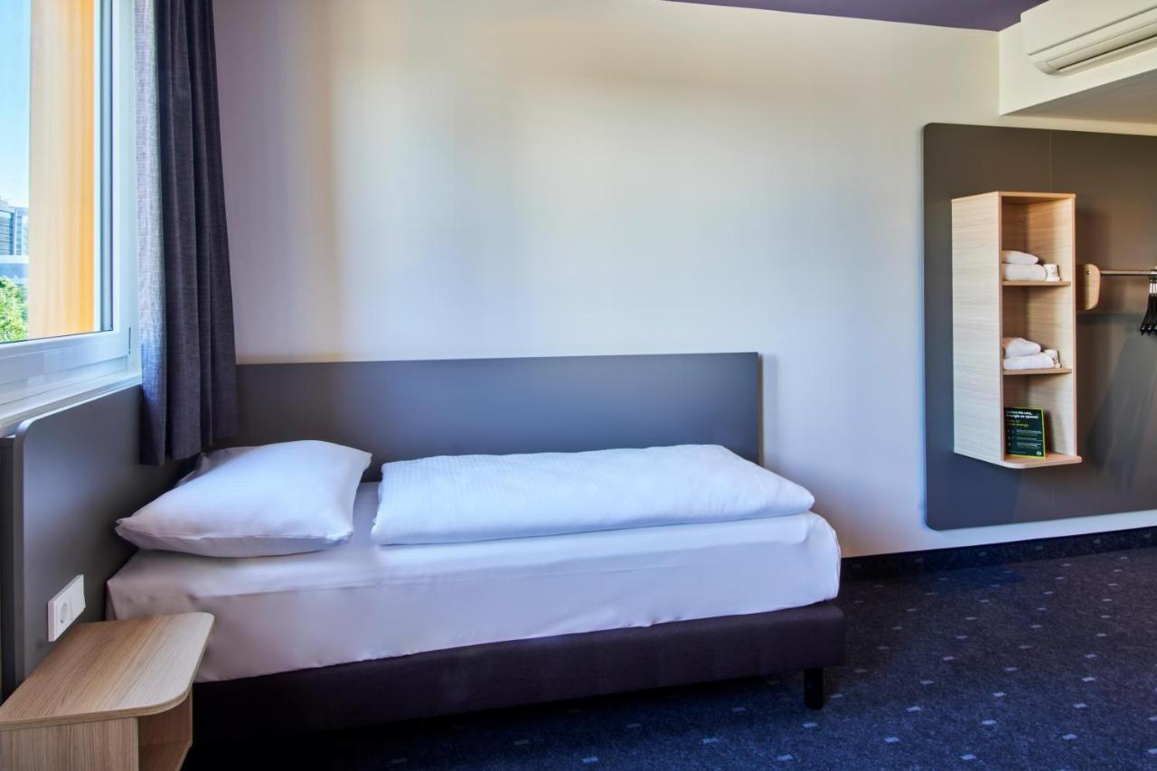 B&B Hotel Frankfurt-Airport Frankfurt am Main Eksteriør billede